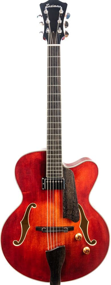 Eastman AR503CE guitar Inc case