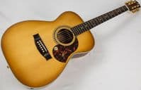 Maton EBG808 Nashville Guitar inc Case